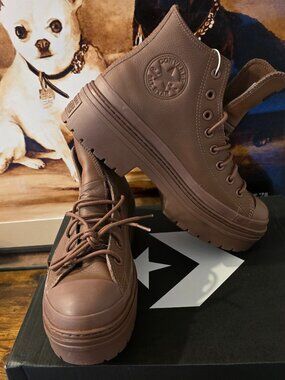 Chuck Taylor All Star Lugged Heel Platform Waterproof A11547C Brown Womens Sz 10
